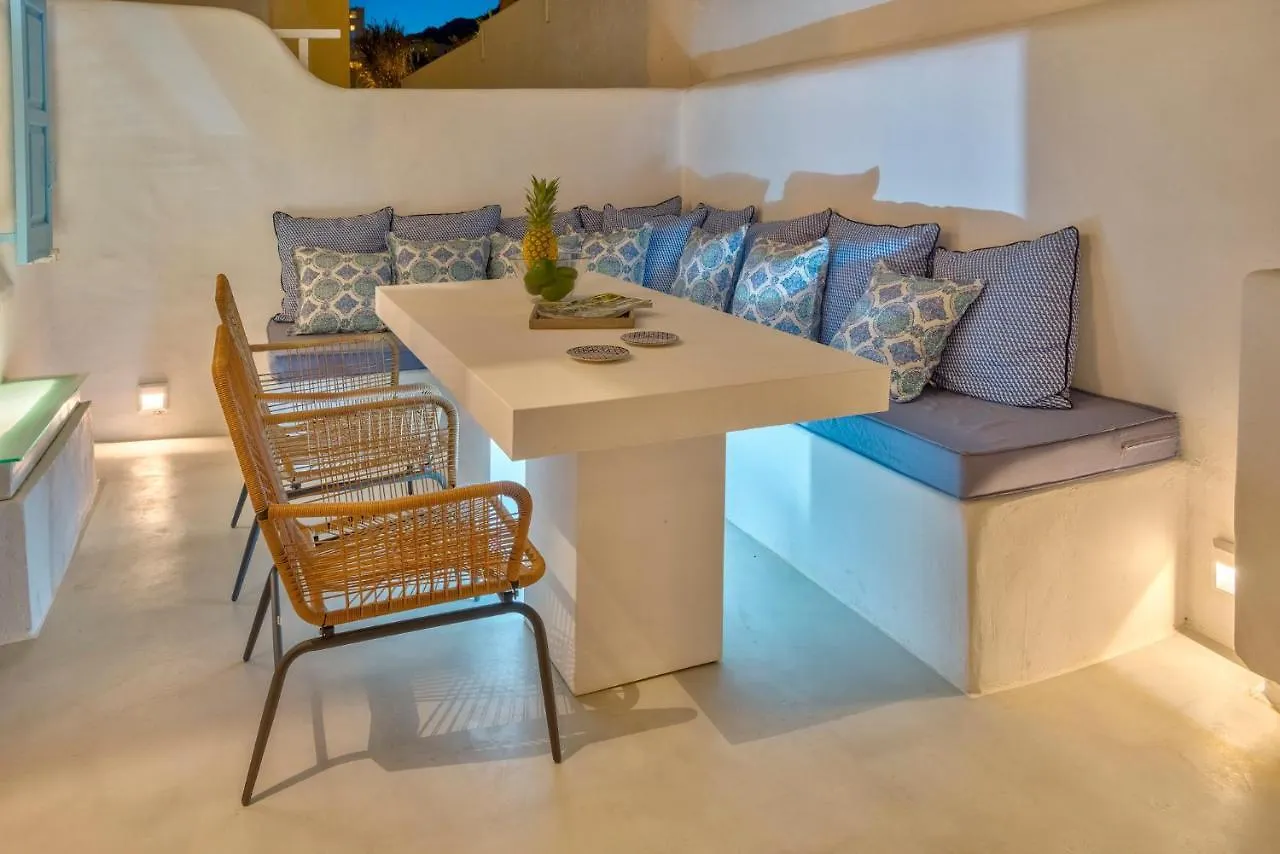 Mykonian Mews Luxury Suites プサロウ 0*,