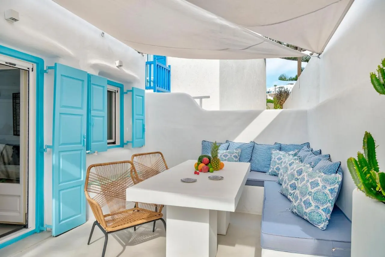 Mykonian Mews Luxury Suites プサロウ