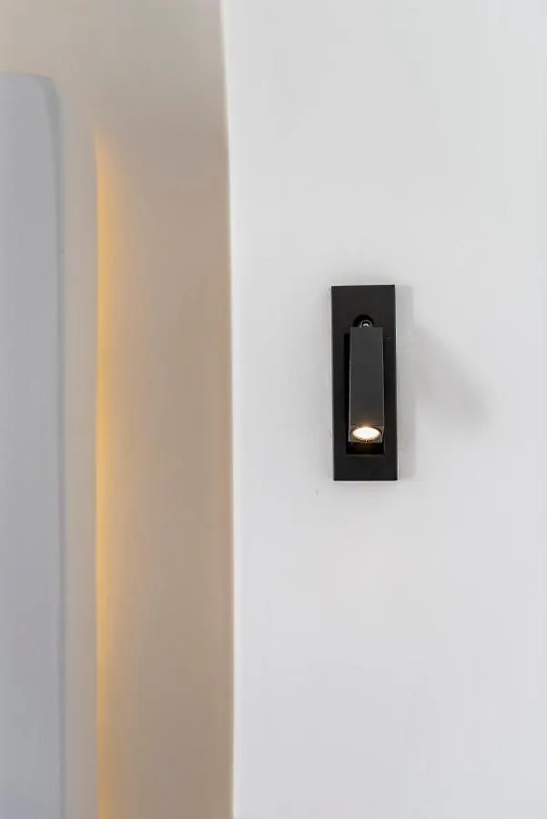 Mykonian Mews Luxury Suites プサロウ ヴィラ